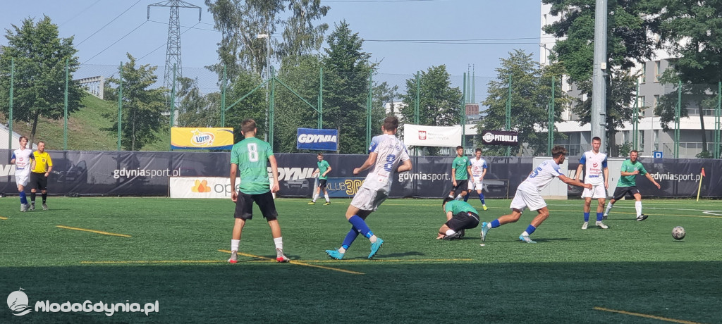 Bałtyk II Gdynia -  GTS Pruszcz Gdański 9:2 (3:1)
