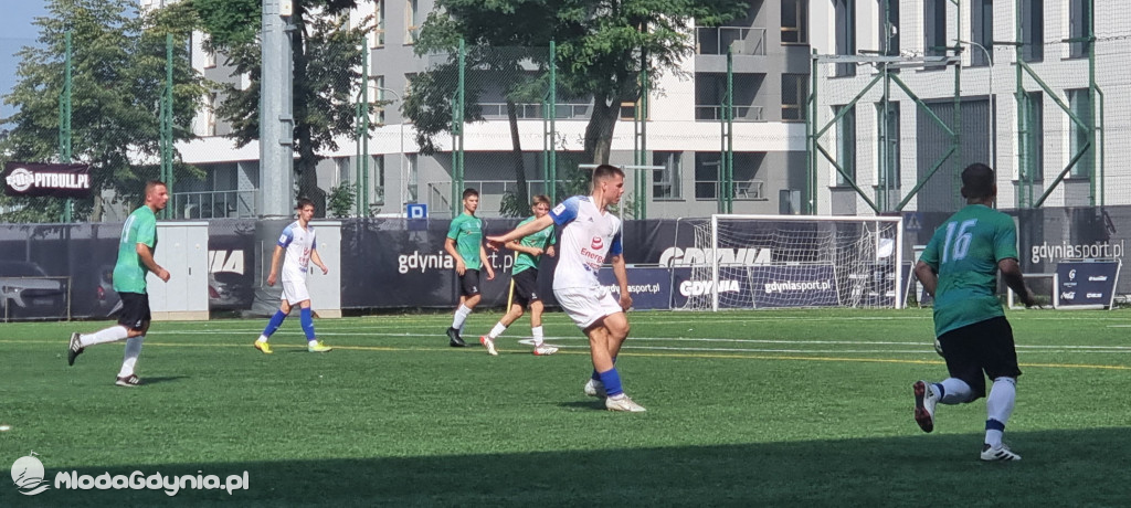 Bałtyk II Gdynia -  GTS Pruszcz Gdański 9:2 (3:1)