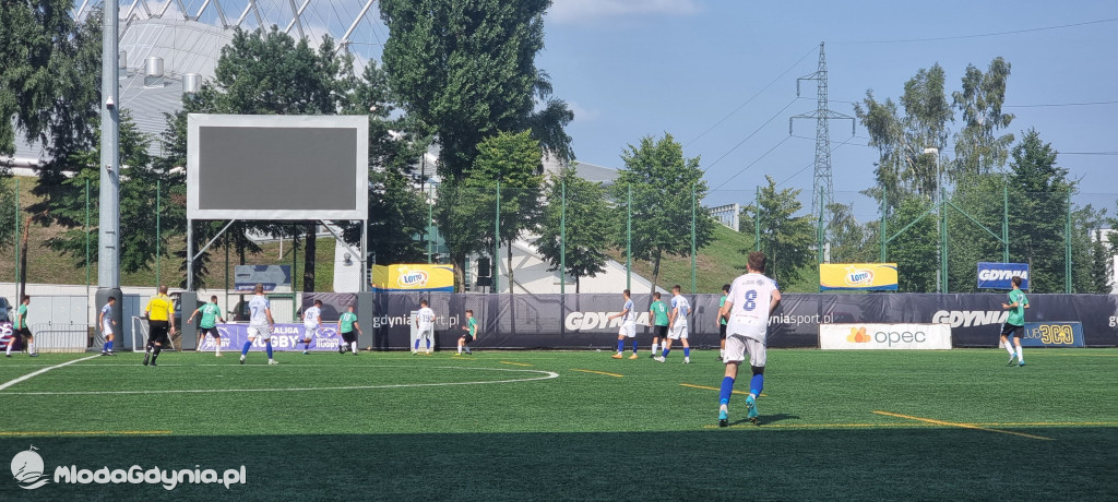 Bałtyk II Gdynia -  GTS Pruszcz Gdański 9:2 (3:1)