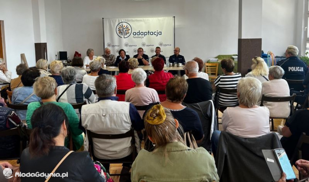 Debata społeczna poświęcona bezpieczeństwu seniorów