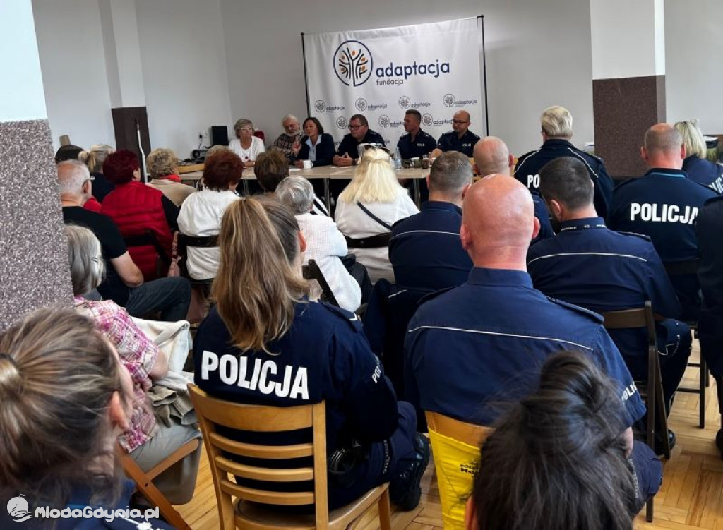 Debata społeczna poświęcona bezpieczeństwu seniorów