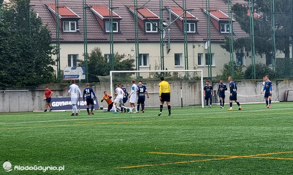 Bałtyk II Gdynia -  Orzeł Trąbki Wielkie  2:0 (0:0) 02.10.2022