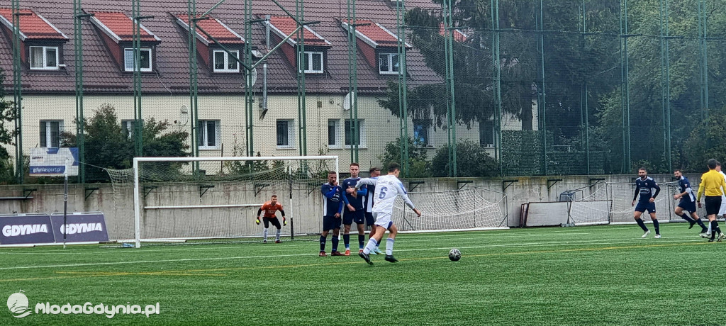 Bałtyk II Gdynia -  Orzeł Trąbki Wielkie  2:0 (0:0) 02.10.2022