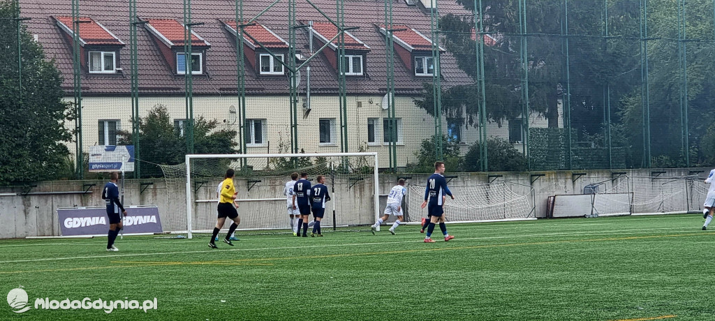 Bałtyk II Gdynia -  Orzeł Trąbki Wielkie  2:0 (0:0) 02.10.2022