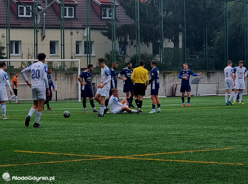 Bałtyk II Gdynia -  Orzeł Trąbki Wielkie  2:0 (0:0) 02.10.2022