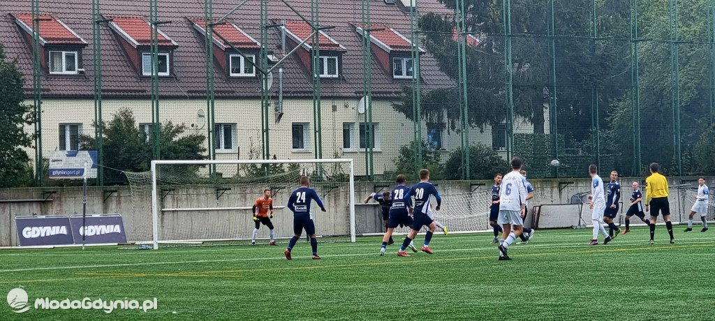 Bałtyk II Gdynia -  Orzeł Trąbki Wielkie  2:0 (0:0) 02.10.2022