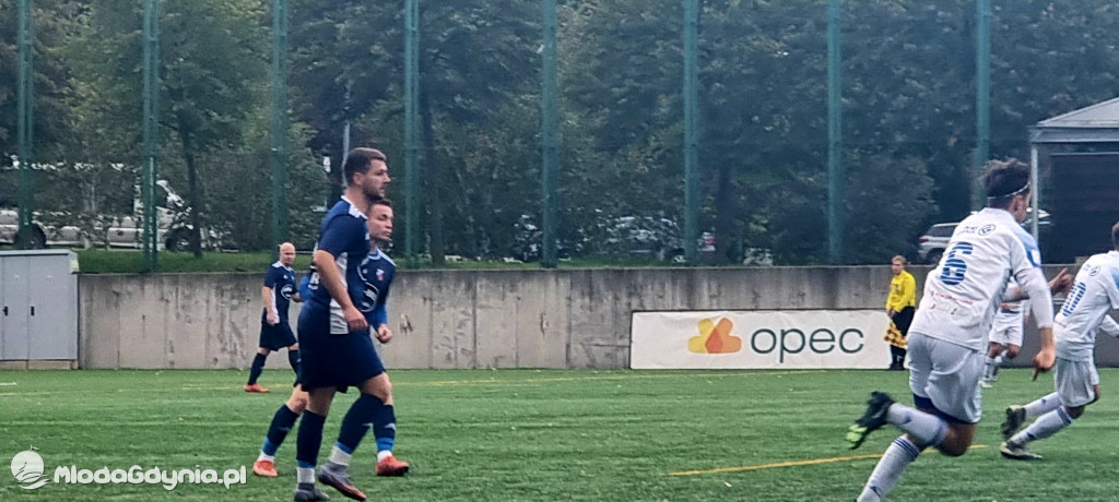Bałtyk II Gdynia -  Orzeł Trąbki Wielkie  2:0 (0:0) 02.10.2022