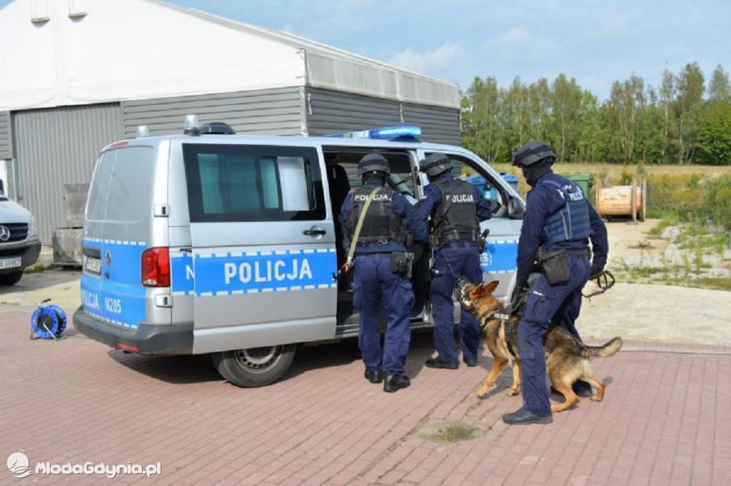 Policja Gdynia. Ćwiczenia dowódczo-sztabowe pn. „BOMBA”