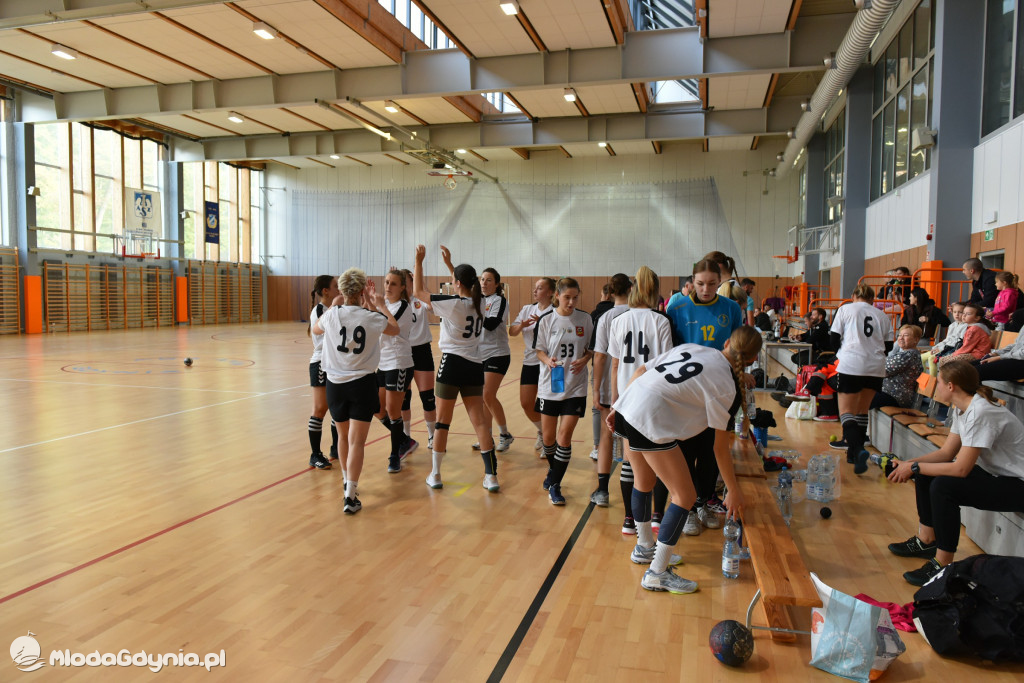 SPR AMW Gdynia - Pogoń Kusy Szczecin 32:27