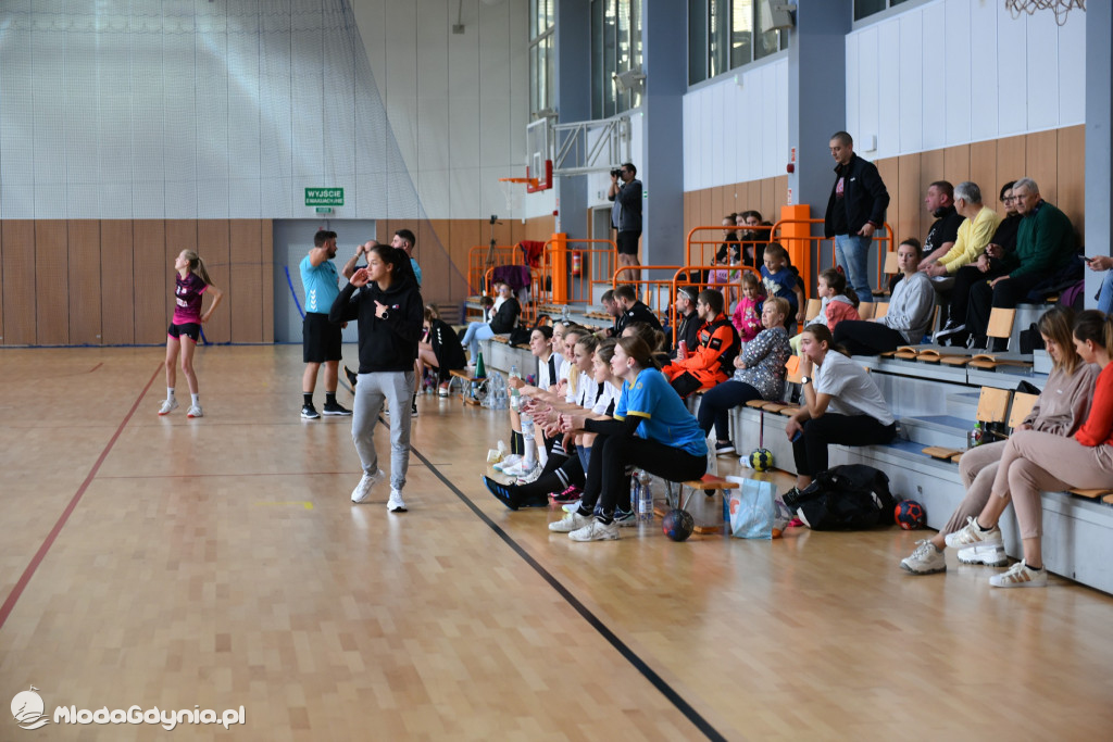 SPR AMW Gdynia - Pogoń Kusy Szczecin 32:27