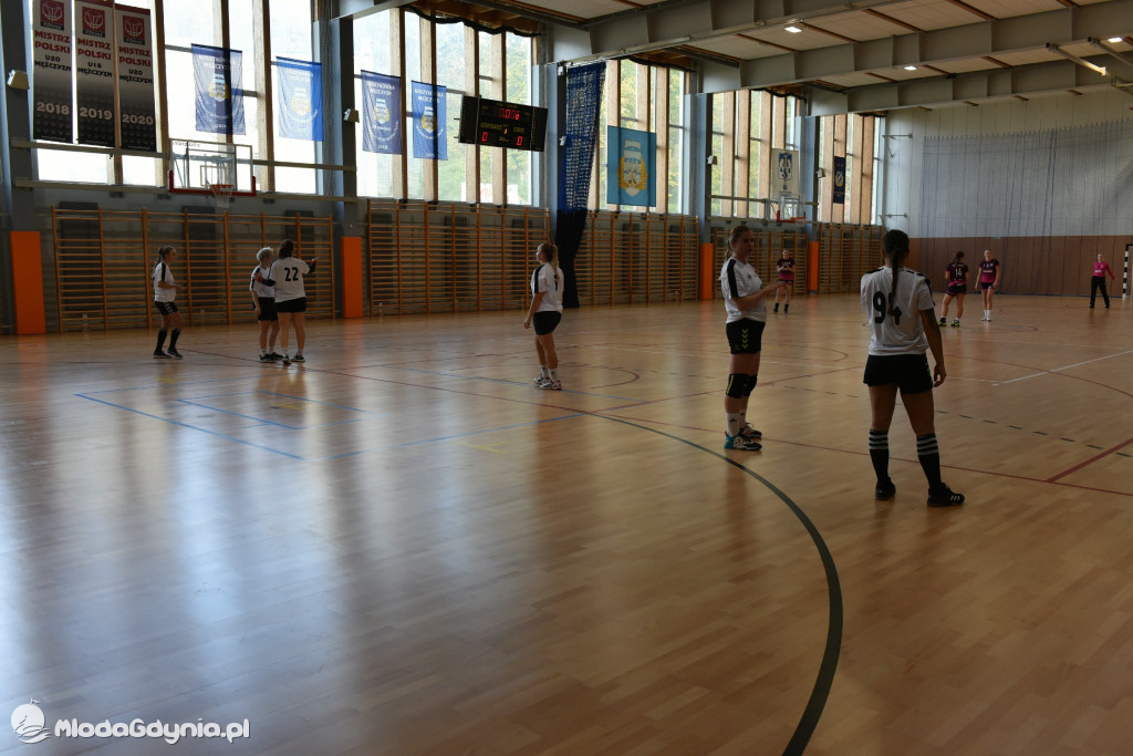 SPR AMW Gdynia - Pogoń Kusy Szczecin 32:27