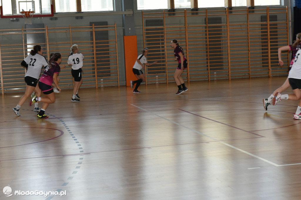 SPR AMW Gdynia - Pogoń Kusy Szczecin 32:27