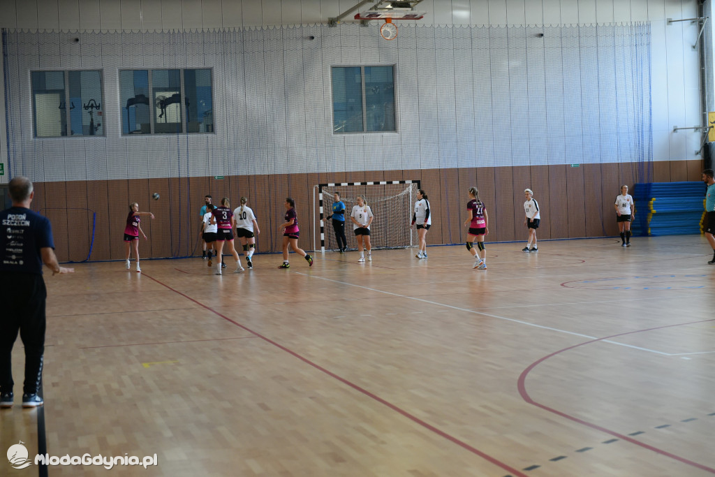 SPR AMW Gdynia - Pogoń Kusy Szczecin 32:27