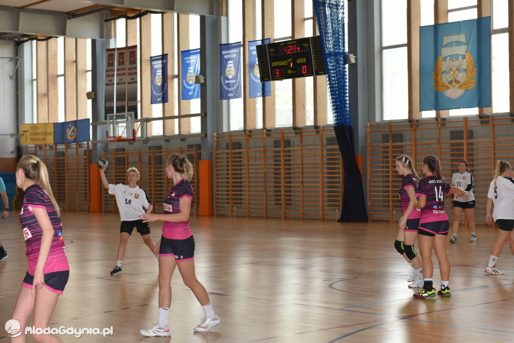 SPR AMW Gdynia - Pogoń Kusy Szczecin 32:27