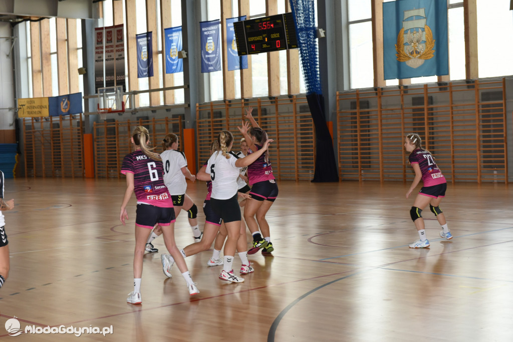 SPR AMW Gdynia - Pogoń Kusy Szczecin 32:27