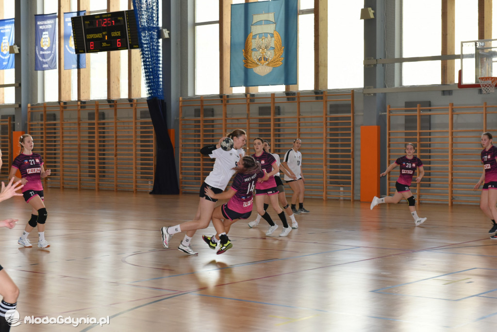 SPR AMW Gdynia - Pogoń Kusy Szczecin 32:27