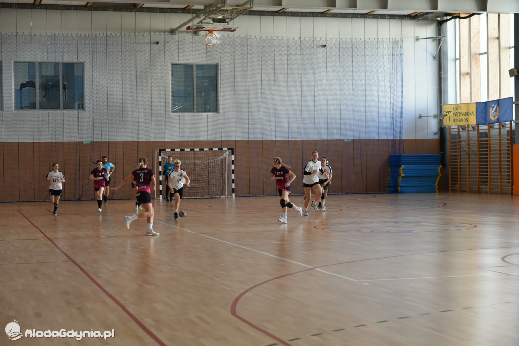 SPR AMW Gdynia - Pogoń Kusy Szczecin 32:27