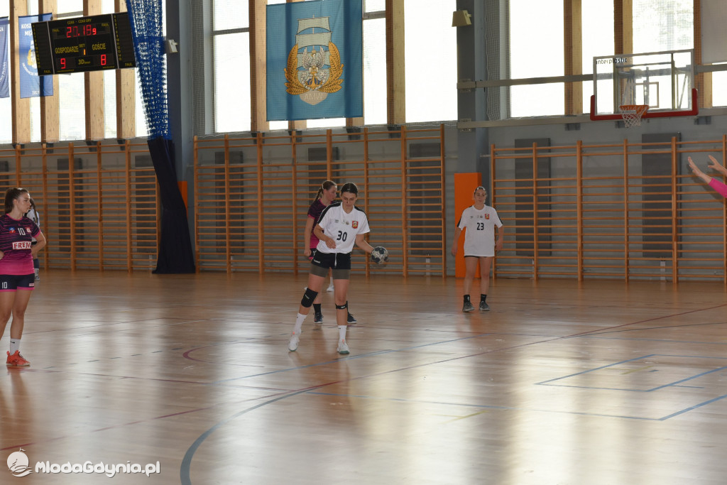SPR AMW Gdynia - Pogoń Kusy Szczecin 32:27