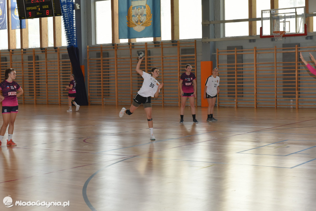 SPR AMW Gdynia - Pogoń Kusy Szczecin 32:27