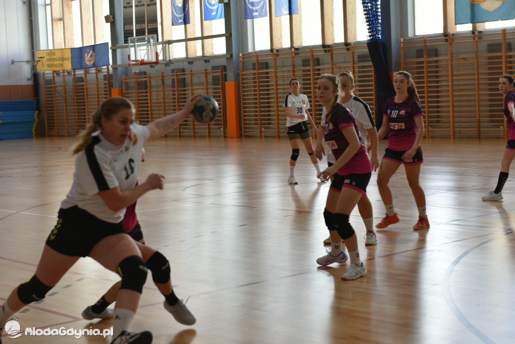 SPR AMW Gdynia - Pogoń Kusy Szczecin 32:27