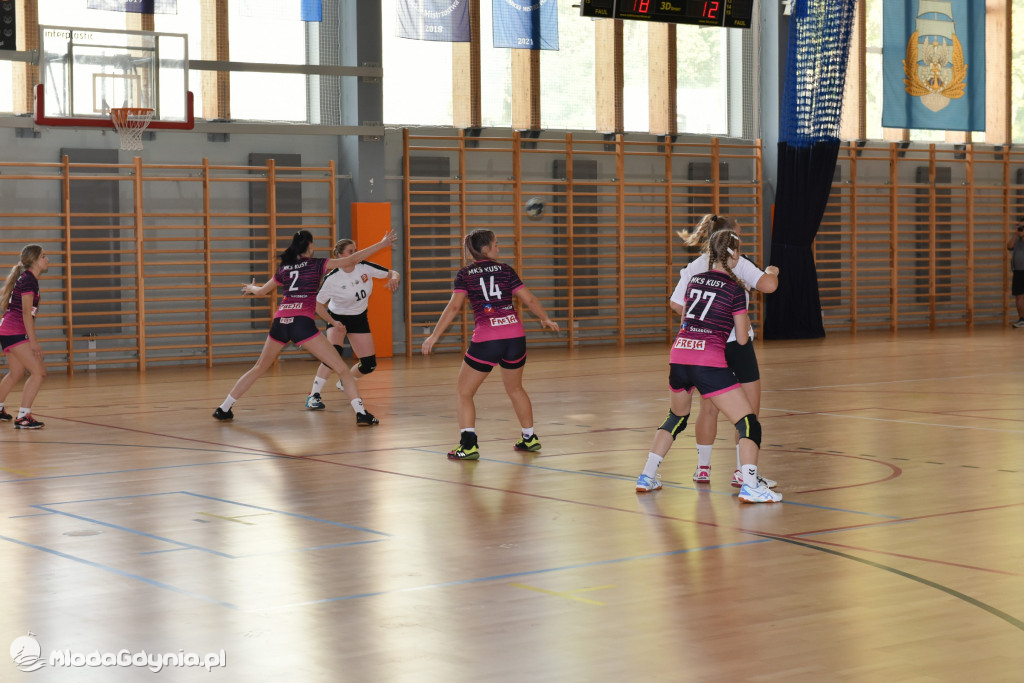 SPR AMW Gdynia - Pogoń Kusy Szczecin 32:27