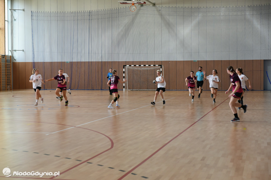 SPR AMW Gdynia - Pogoń Kusy Szczecin 32:27
