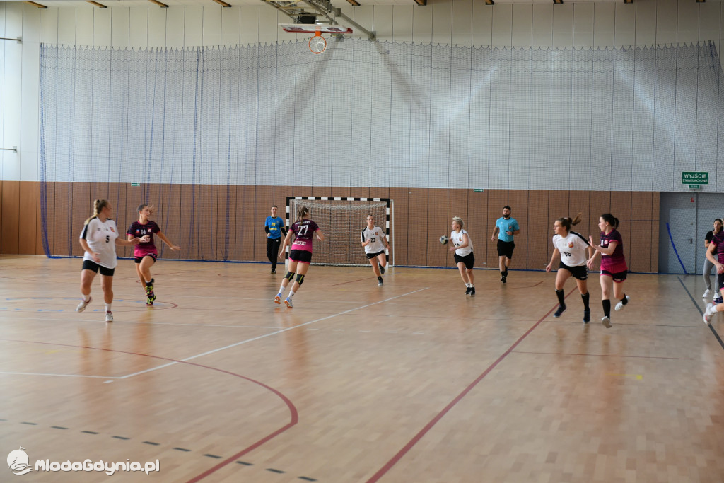 SPR AMW Gdynia - Pogoń Kusy Szczecin 32:27