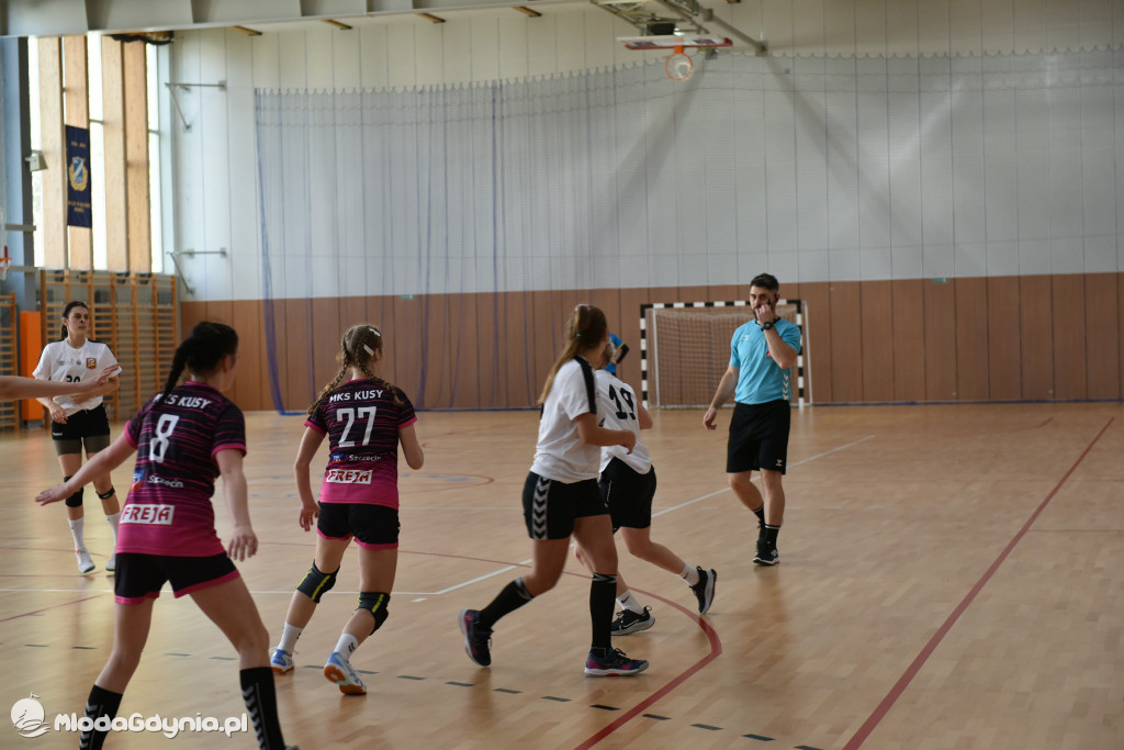 SPR AMW Gdynia - Pogoń Kusy Szczecin 32:27