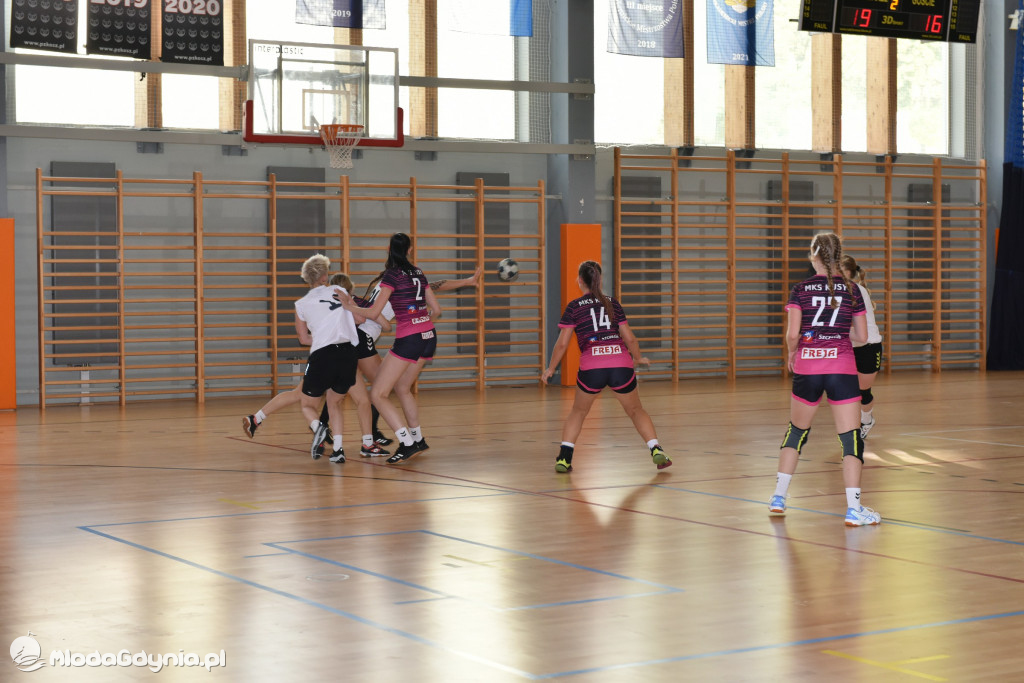 SPR AMW Gdynia - Pogoń Kusy Szczecin 32:27