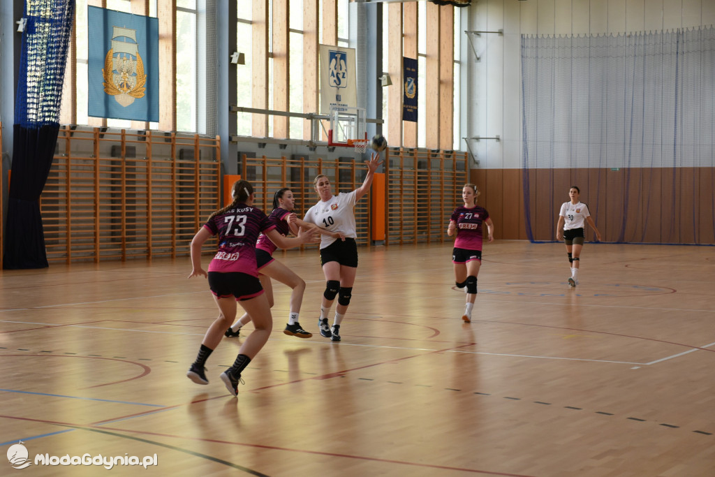 SPR AMW Gdynia - Pogoń Kusy Szczecin 32:27