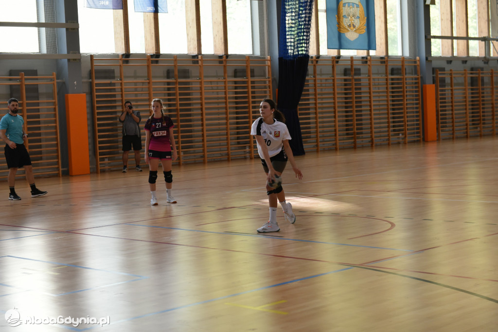 SPR AMW Gdynia - Pogoń Kusy Szczecin 32:27