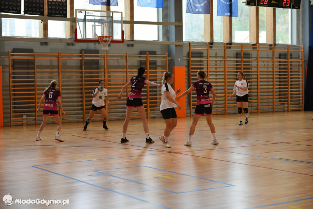 SPR AMW Gdynia - Pogoń Kusy Szczecin 32:27