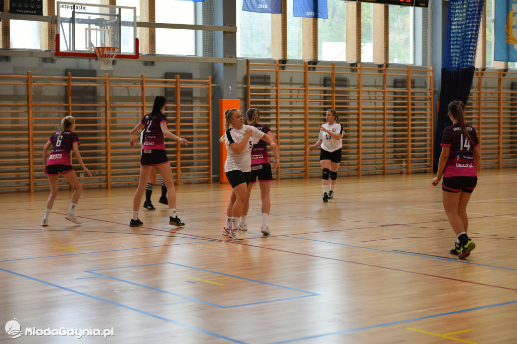 SPR AMW Gdynia - Pogoń Kusy Szczecin 32:27
