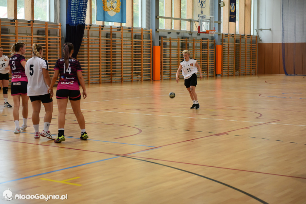 SPR AMW Gdynia - Pogoń Kusy Szczecin 32:27