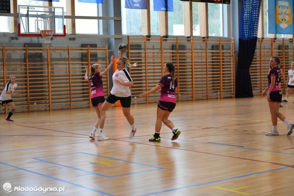 SPR AMW Gdynia - Pogoń Kusy Szczecin 32:27