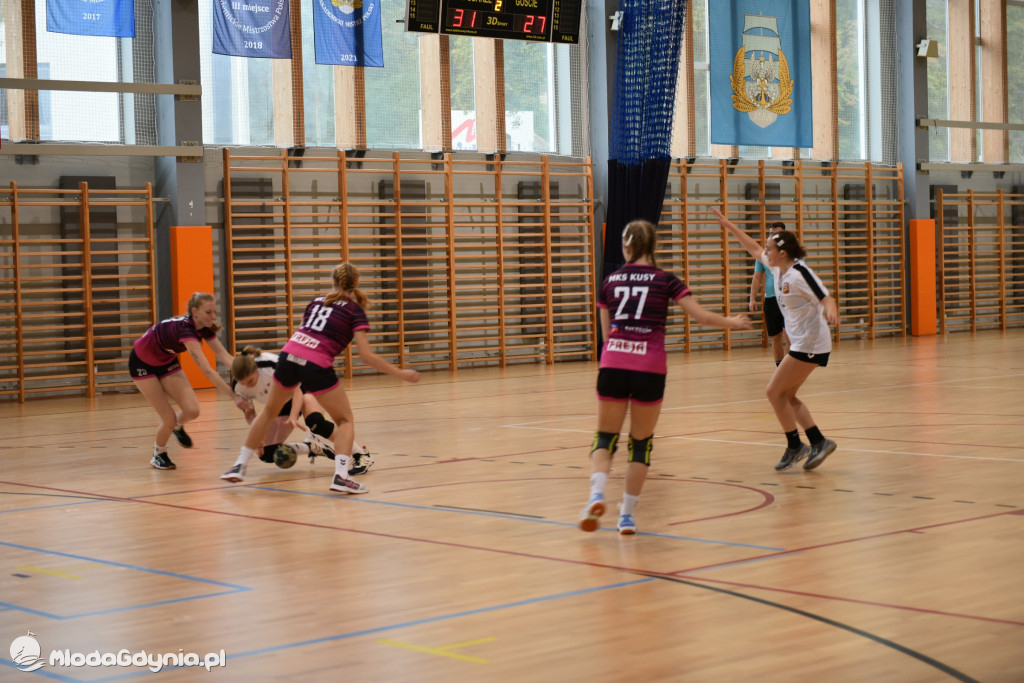 SPR AMW Gdynia - Pogoń Kusy Szczecin 32:27