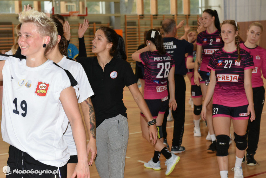 SPR AMW Gdynia - Pogoń Kusy Szczecin 32:27