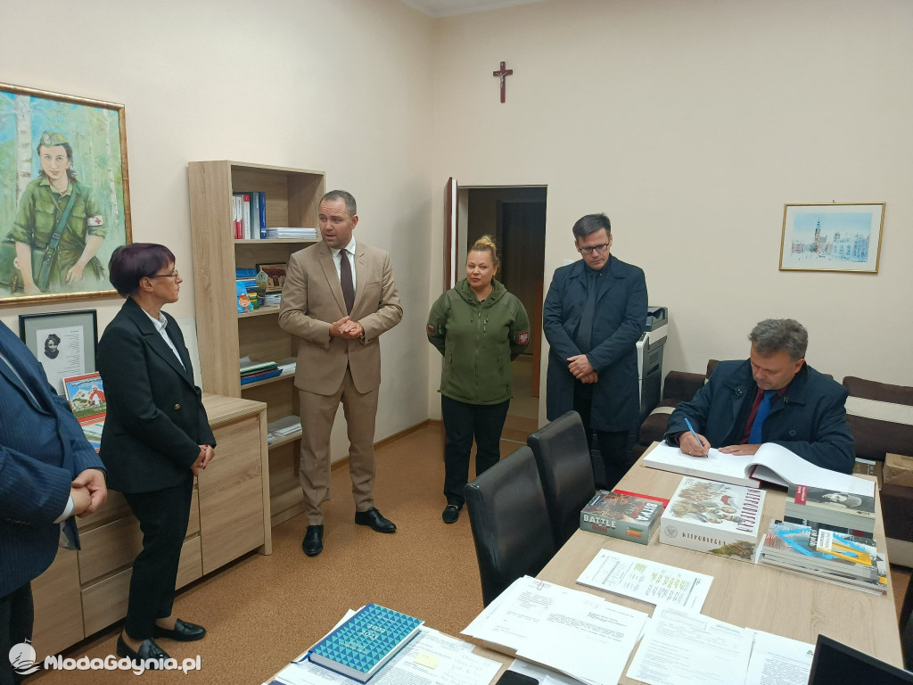Gra szyfrów i Karol Nawrocki, prezes IPN w Czarnem 23.09.2022