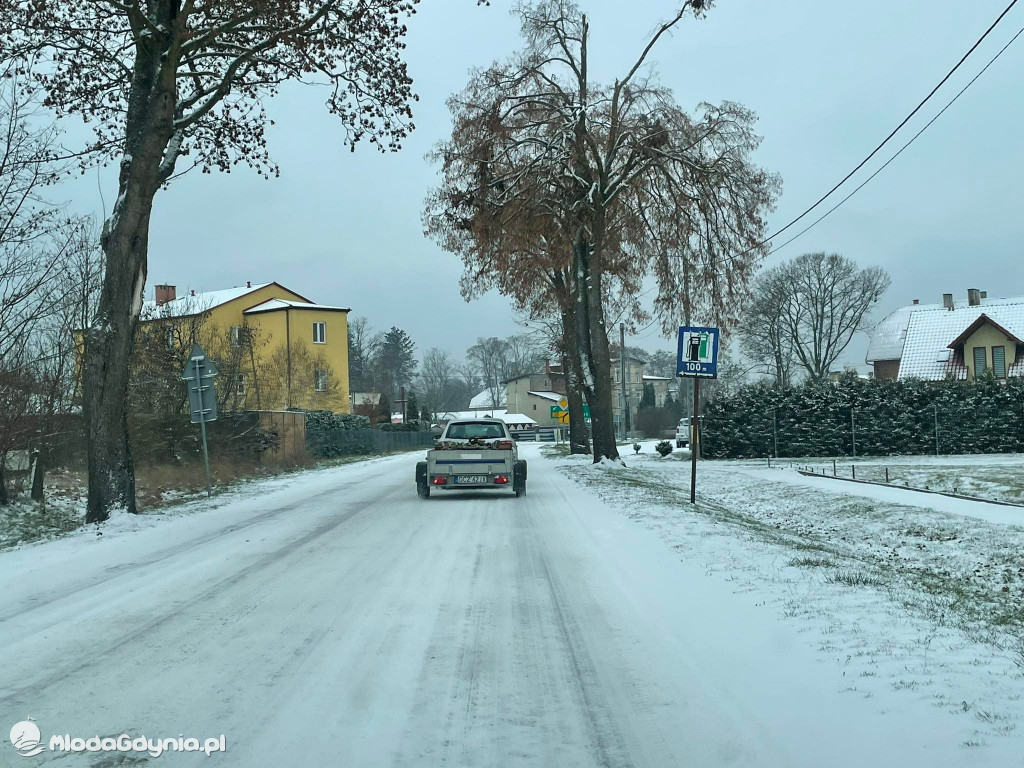 Czarne - zima jak zwykle zaskoczyła drogowców!