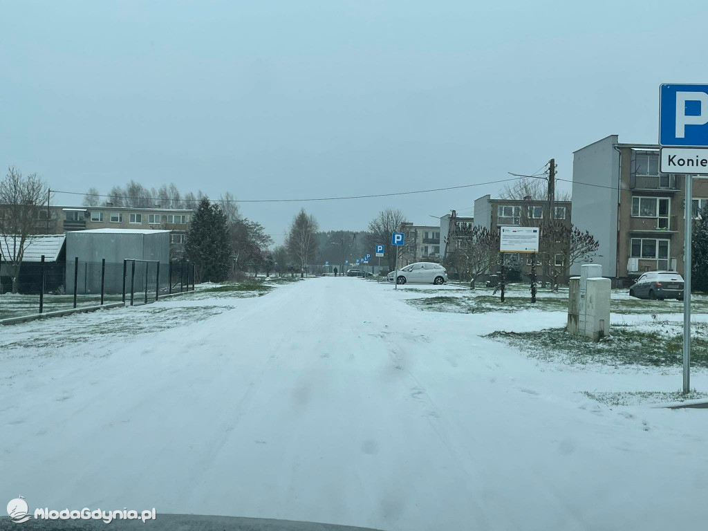 Czarne - zima jak zwykle zaskoczyła drogowców!