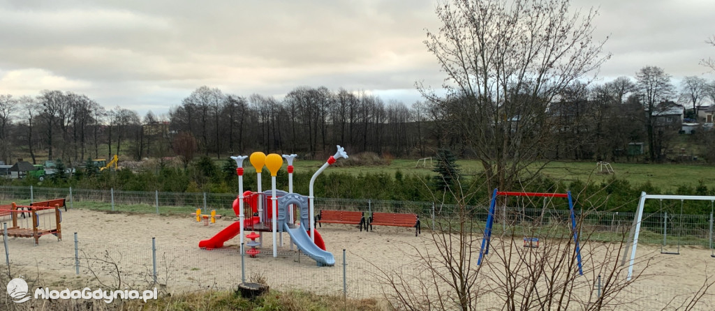 Rębiechowo - plac zabaw
