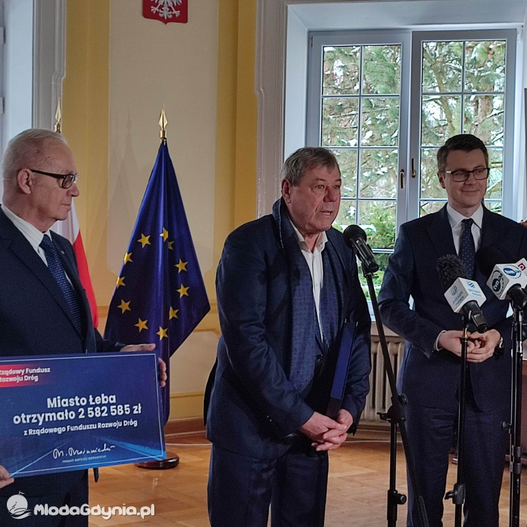 Rządowy Fundusz Rozwoju Dróg - konferencja prasowa Piotra Müllera w Lęborku i Słupsku