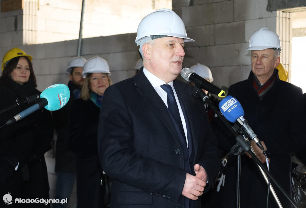 Banino - szkoła podstawowa w budowie 06.02.2023