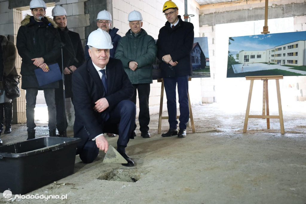 Banino - szkoła podstawowa w budowie 06.02.2023
