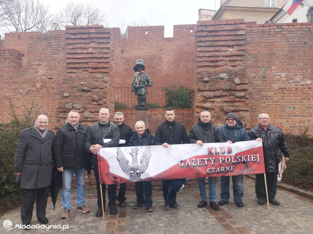 Marsz Papieski - 2 kwietnia 2023 Warszawa - Klub Gazety Polskiej Czarne