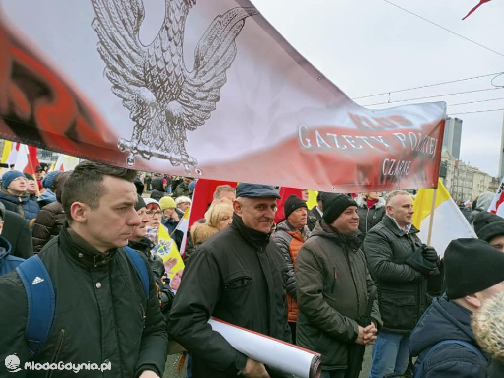 Marsz Papieski - 2 kwietnia 2023 Warszawa - Klub Gazety Polskiej Czarne