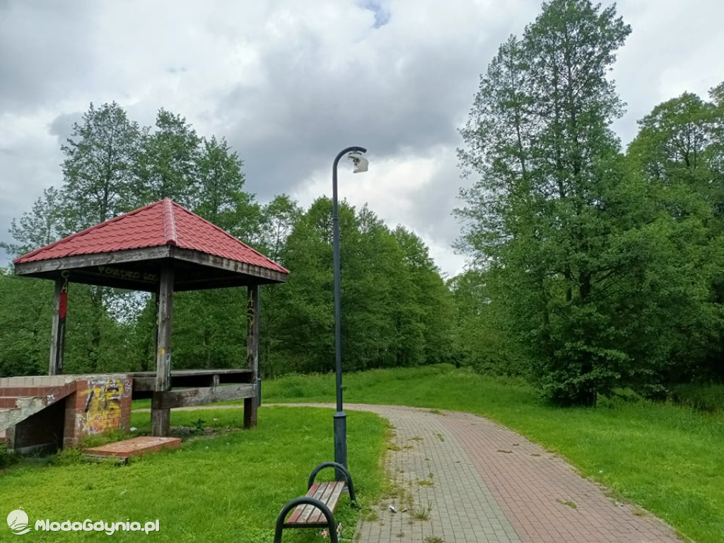 Zniszczona promenada za 6 i pół miliona złotych