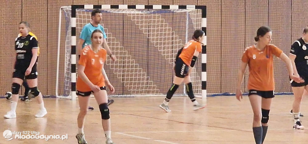 SPR AMW Gdynia - UKS Morski Sianów 28:33