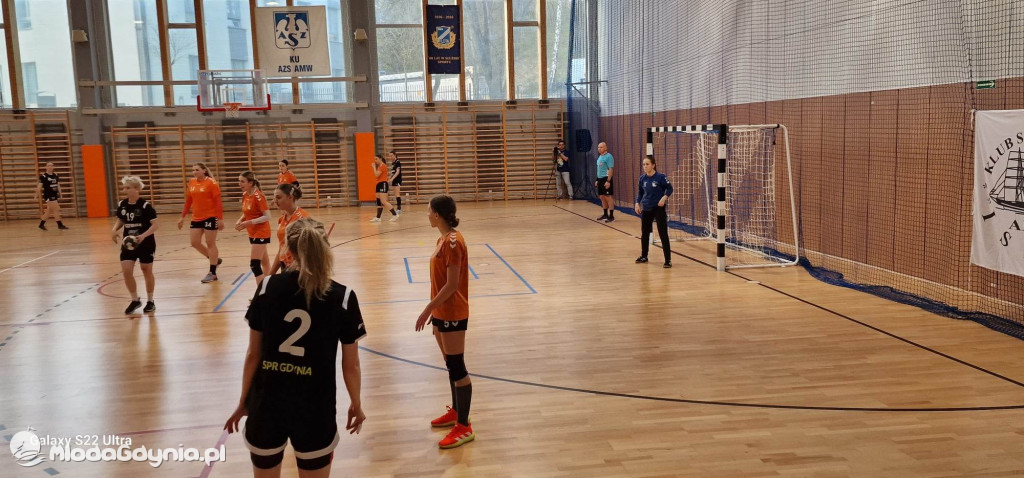 SPR AMW Gdynia - UKS Morski Sianów 28:33