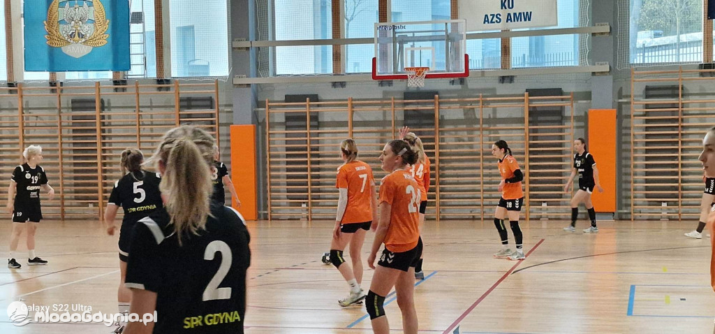 SPR AMW Gdynia - UKS Morski Sianów 28:33